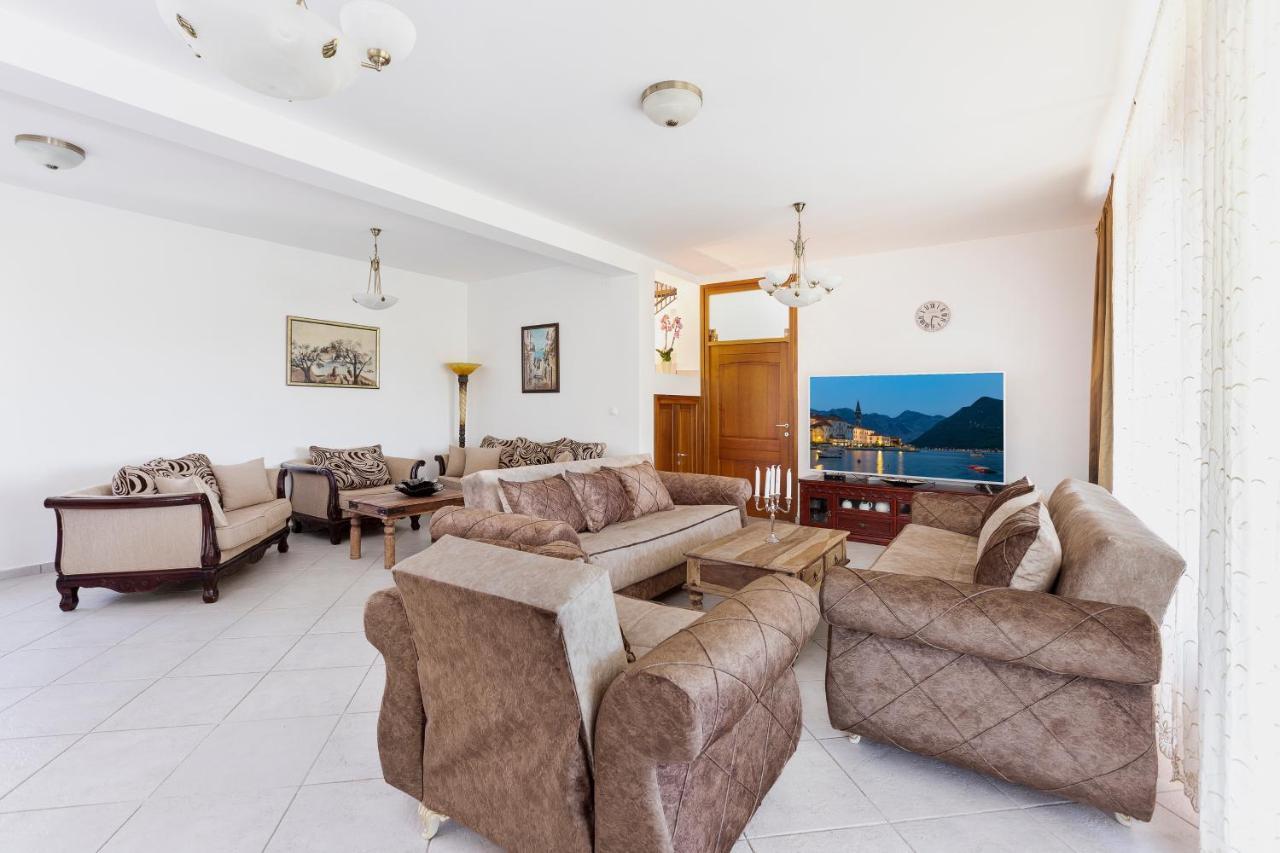 Villa Forest Котор Экстерьер фото