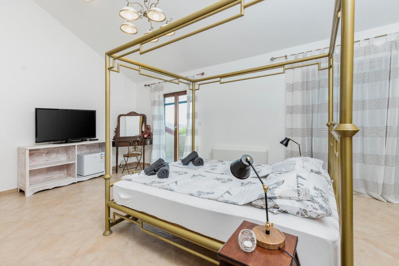 Villa Forest Котор Экстерьер фото