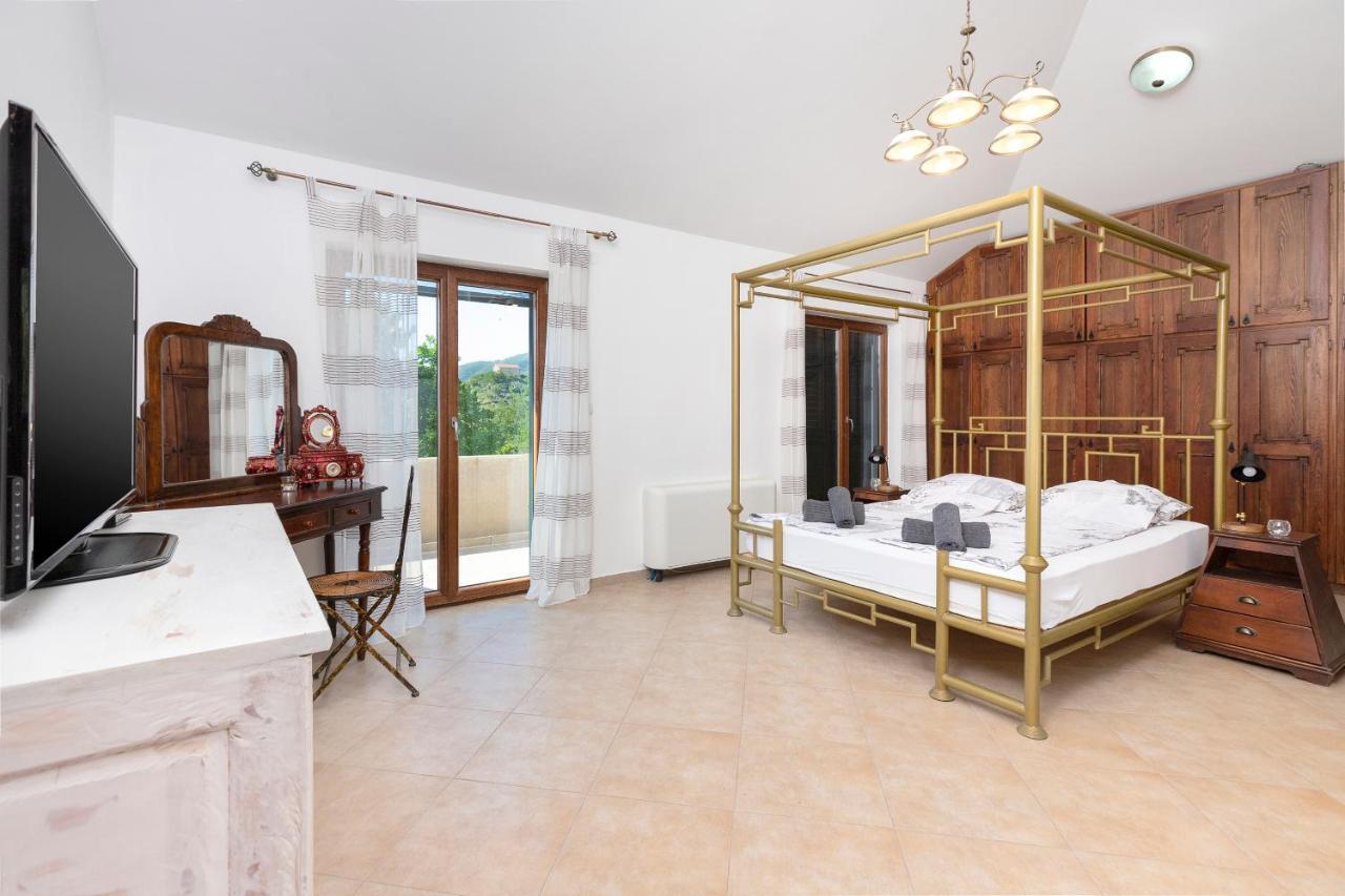 Villa Forest Котор Экстерьер фото